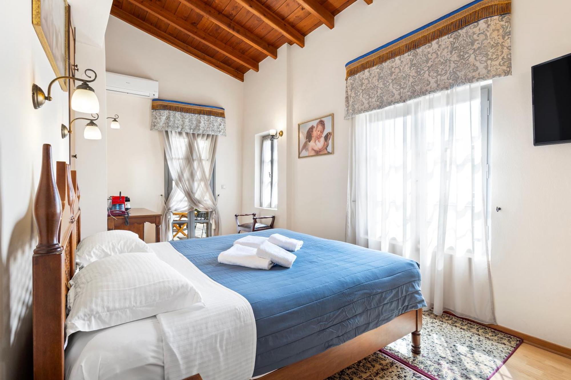 Belmondo Hotel Chania  Exterior photo